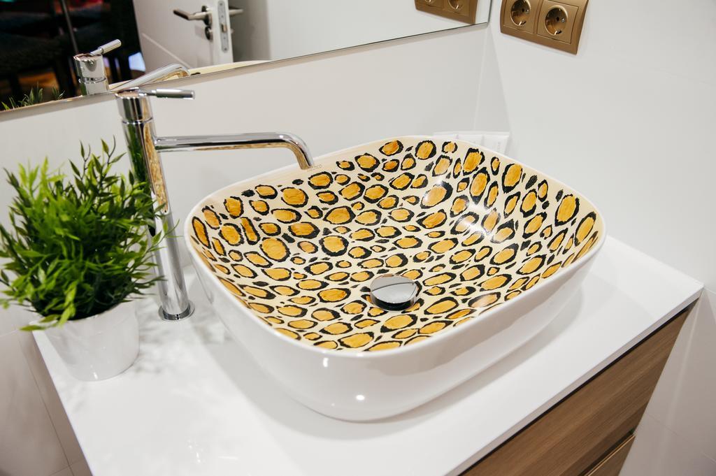 Apartamentos Art Suite Santander Ngoại thất bức ảnh
